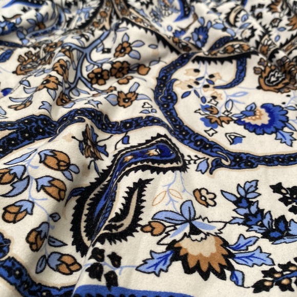 Paisley Print Leggings - Picture 2 of 3